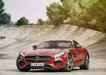 Mercedes создает  «промежуточную» версию AMG GT